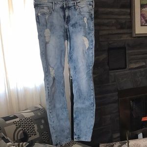 H&M low-rise Skinny ripped Jeans